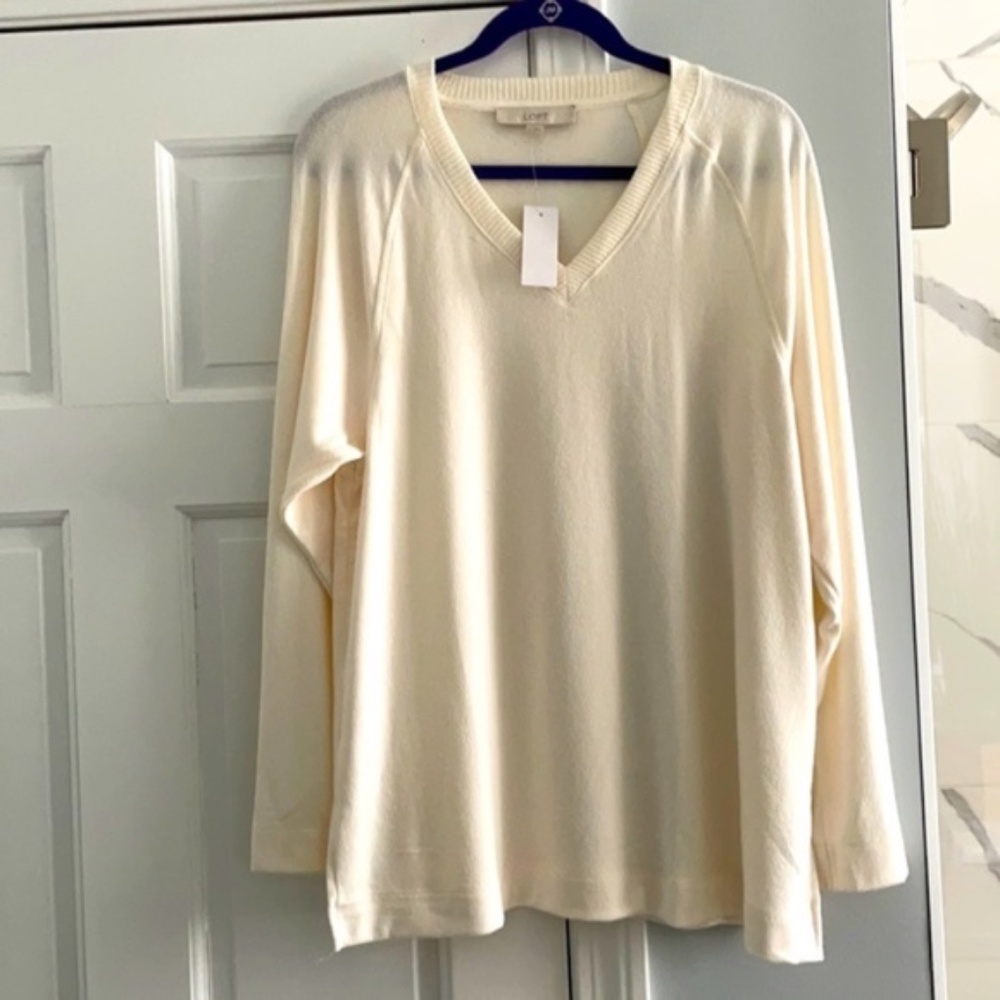 NWT LOFT Cream V-Neck Sweater